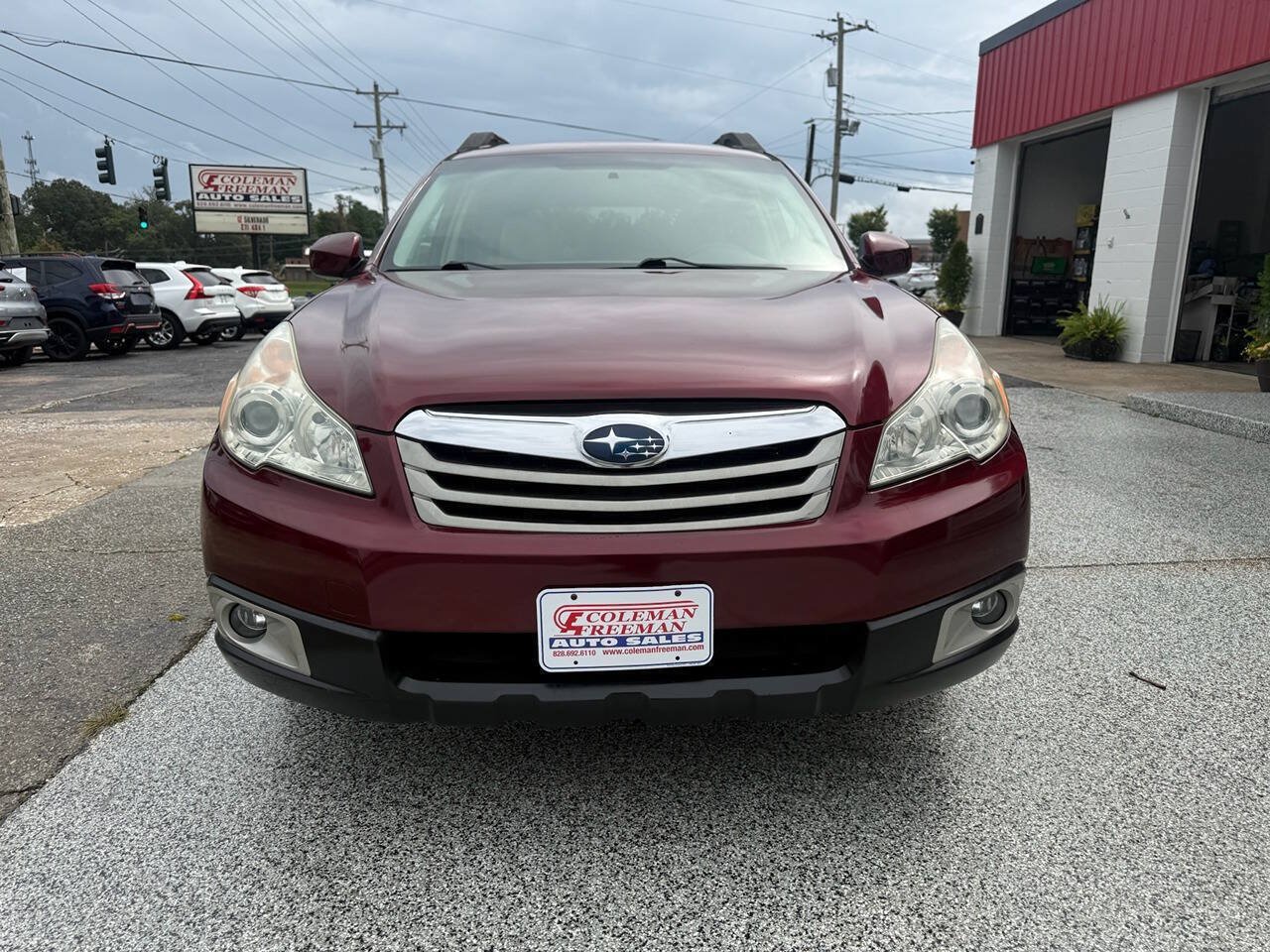 Used 2011 Subaru Outback 2.5i Premium AWD/4WD image 18