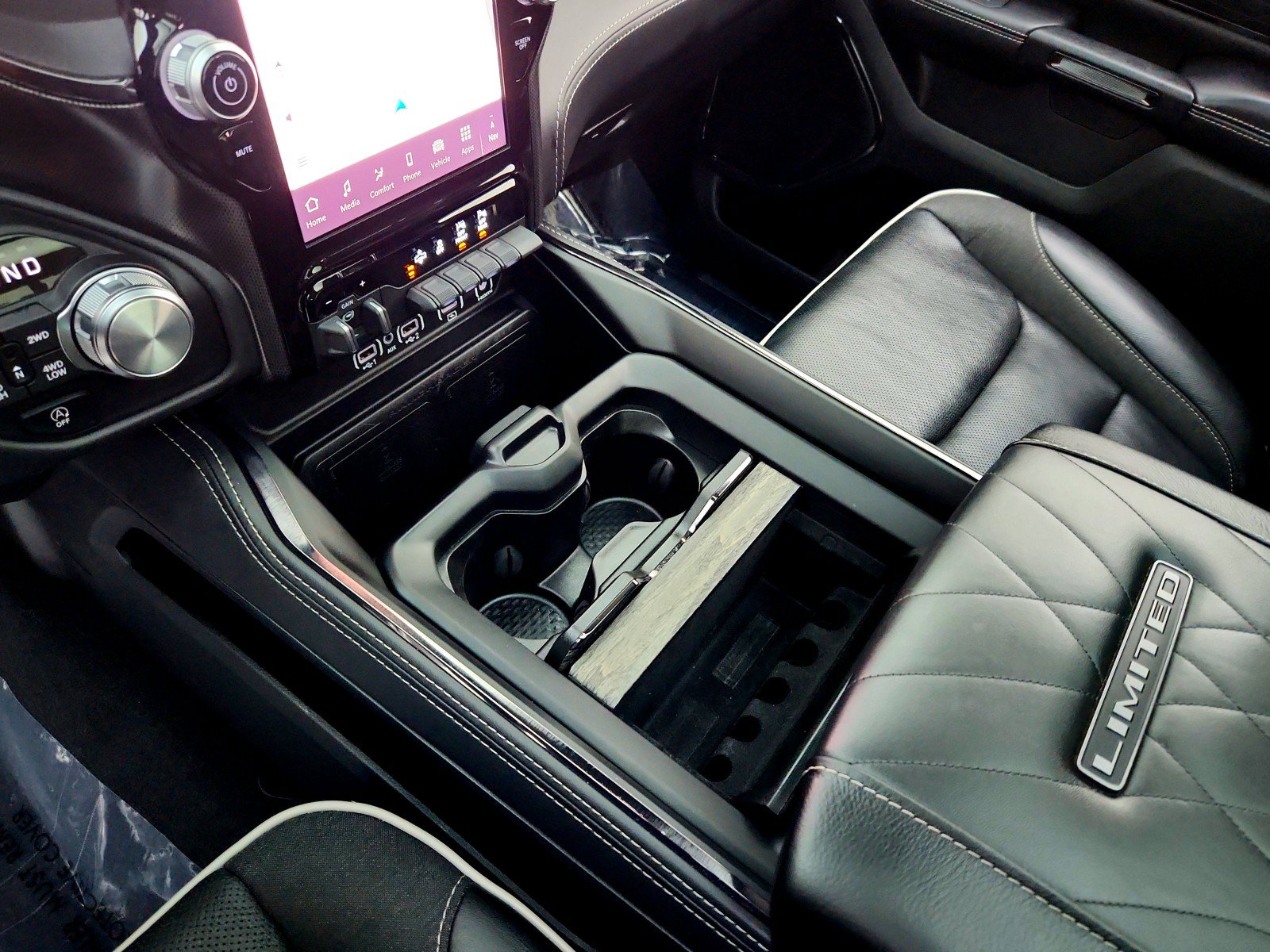 Used 2025 RAM 1500 Limited w/ Bed Utility Group image 12