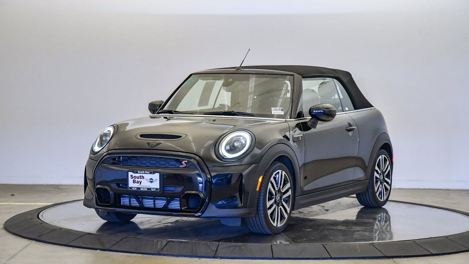 Certified 2023 MINI Cooper S w/ Signature Upholstery Package