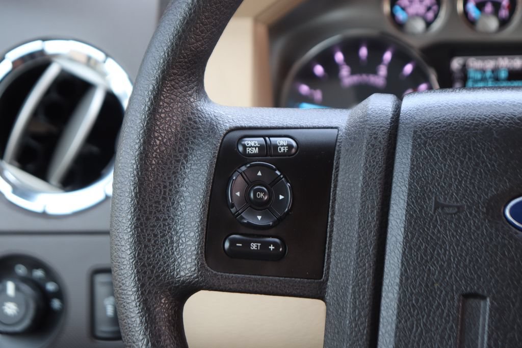 Used 2011 Ford F250 XLT w/ XLT Premium Pkg AWD/4WD image 19