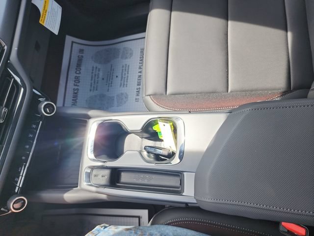New 2026 Chevrolet Equinox EV RS w/ Active Safety Package 3 AWD/4WD image 31