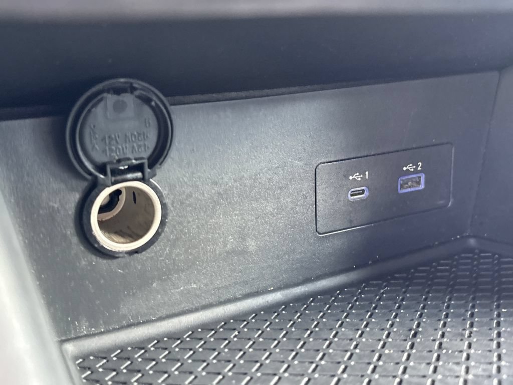 Used 2025 Nissan Pathfinder SV FWD image 19