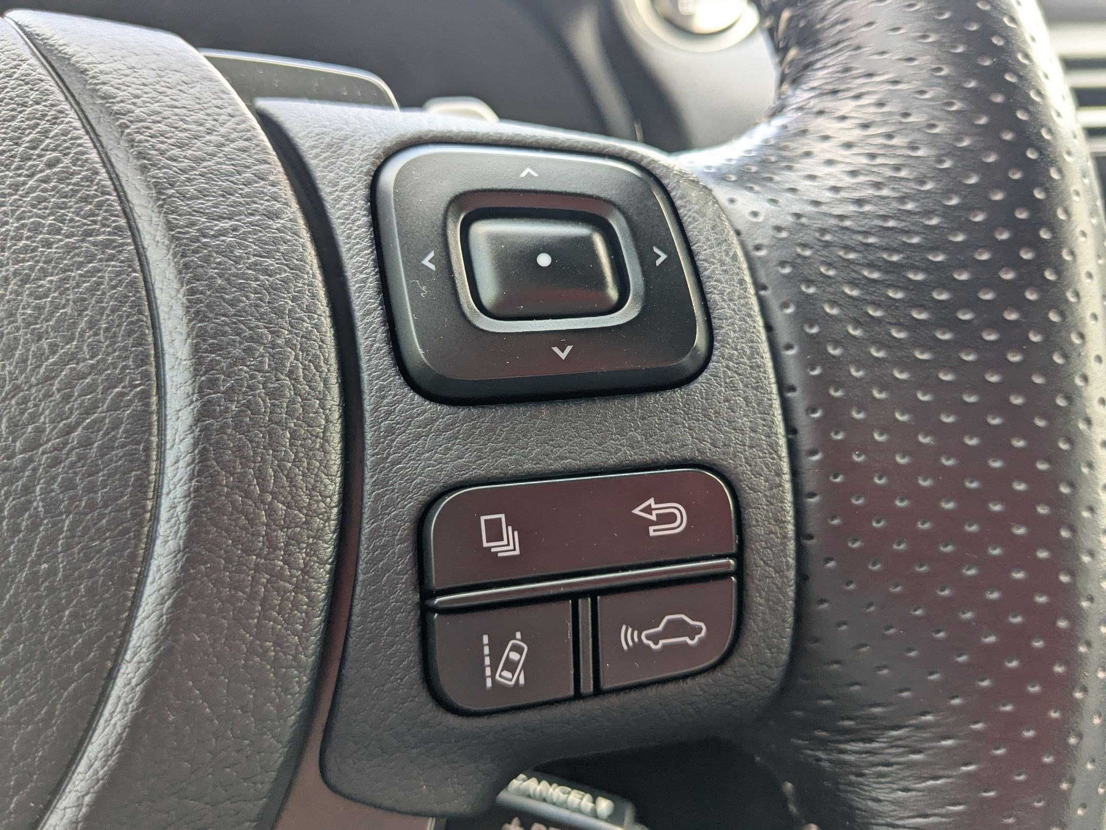 Used 2023 Lexus IS 500 w/ Accessory Package image 18