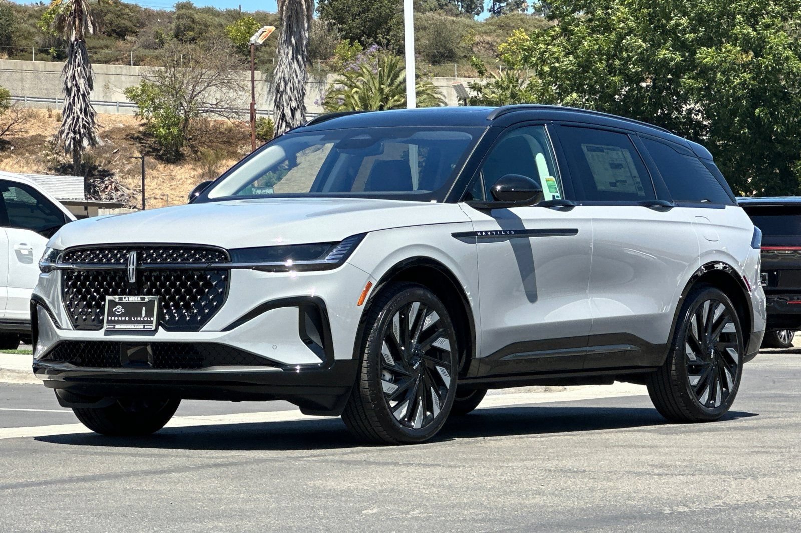 New 2026 Lincoln Nautilus Reserve AWD/4WD image 7