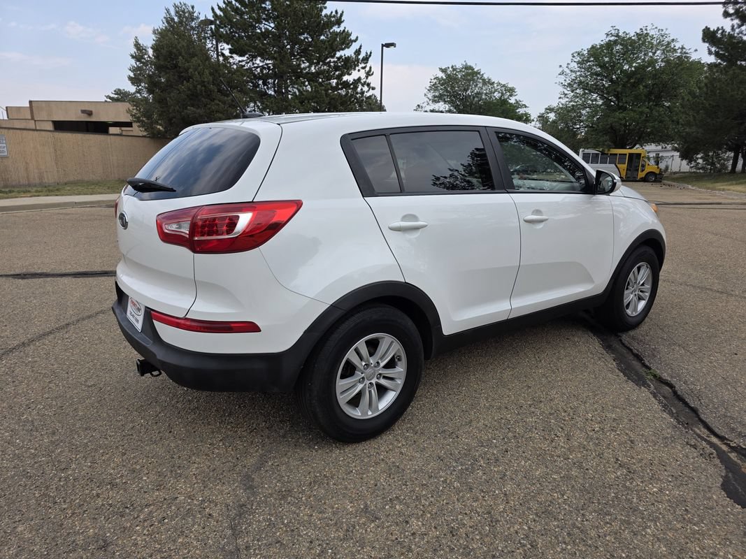 Used 2011 Kia Sportage LX FWD image 8
