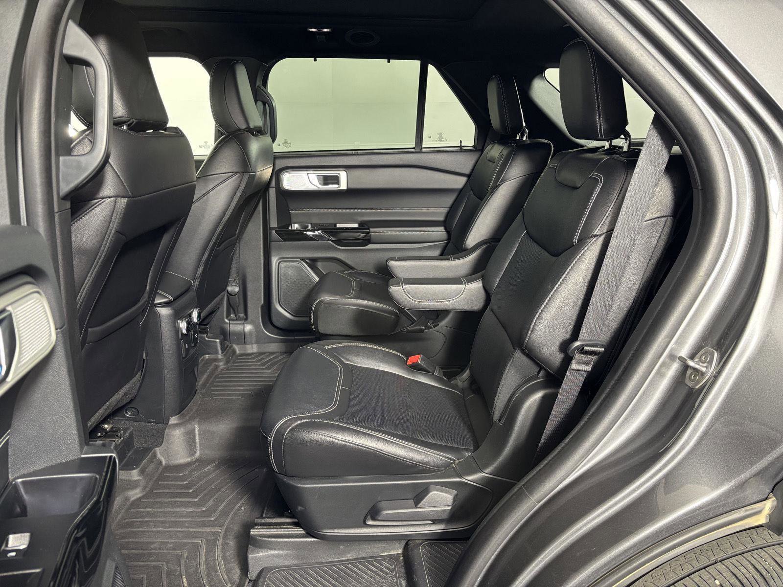 Used 2023 Ford Explorer ST w/ Equipment Group 401A AWD/4WD image 15