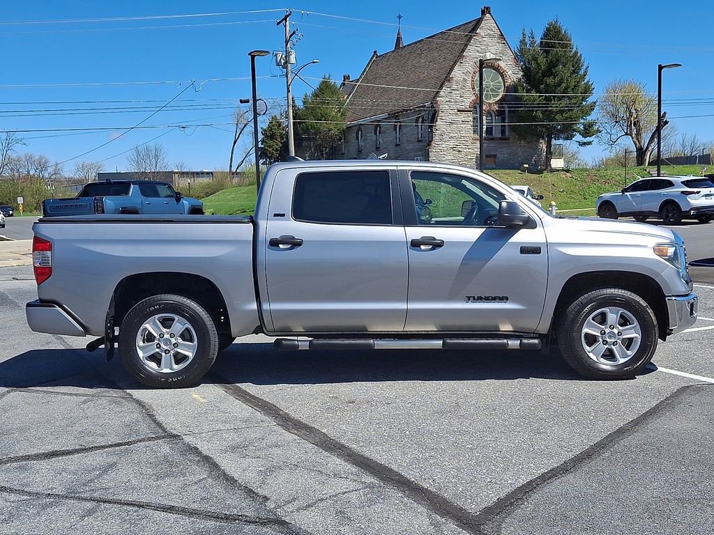 Used 2020 Toyota Tundra SR5 w/ SR5 Convenience Package image 7