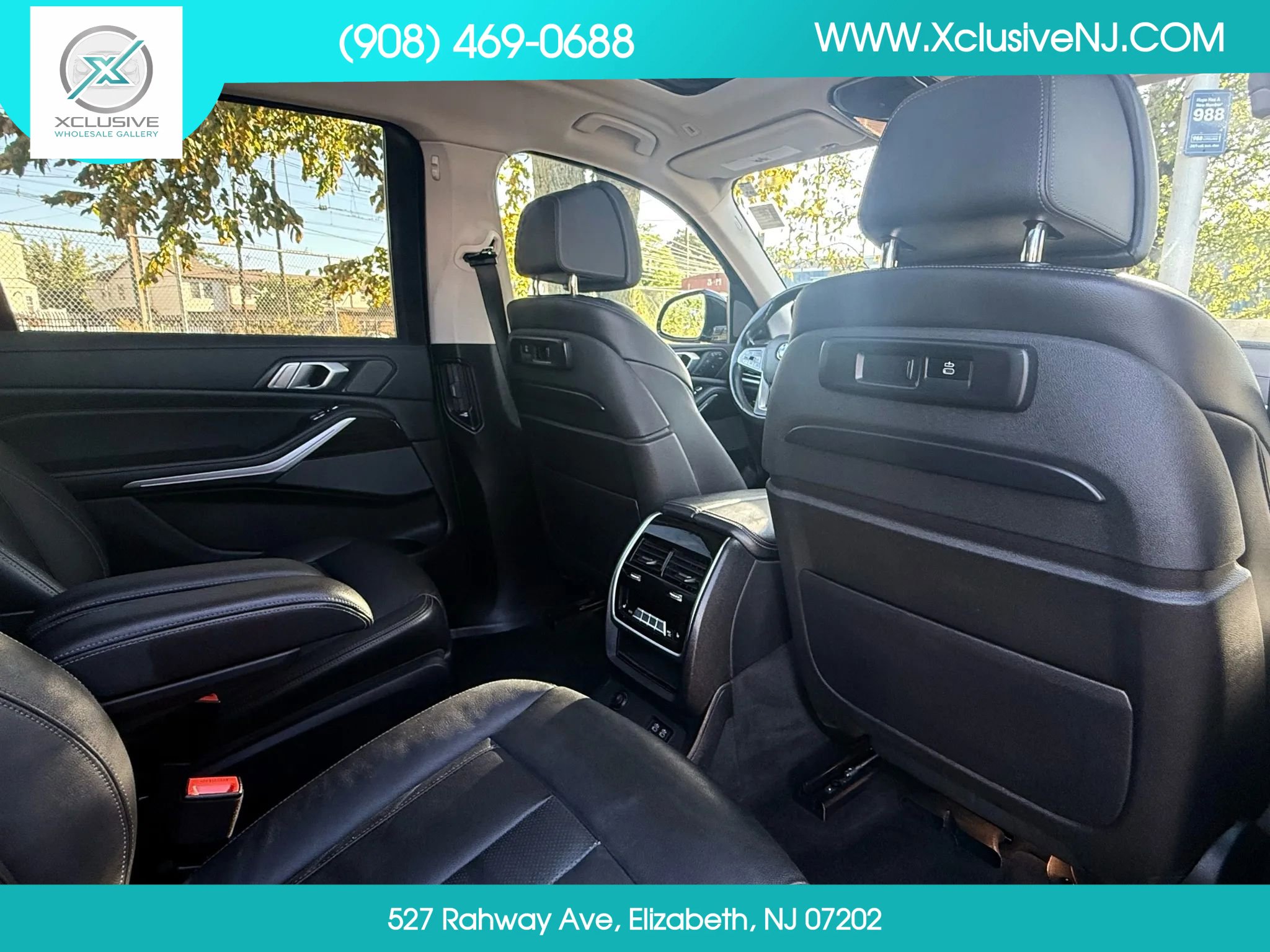 Used 2020 BMW X7 xDrive40i w/ Premium Package AWD/4WD image 24