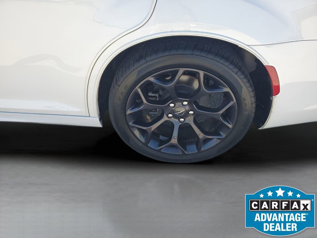 Used 2020 Chrysler 300 S w/ 300S Premium Group image 23