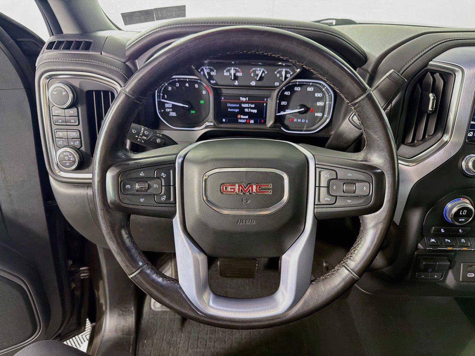 Used 2019 GMC Sierra 1500 SLT w/ Driver Alert Package I AWD/4WD image 3