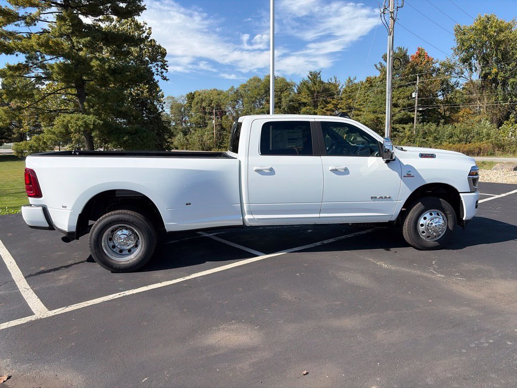 New 2027 RAM 3500 Laramie w/ Max Tow Package AWD/4WD image 12