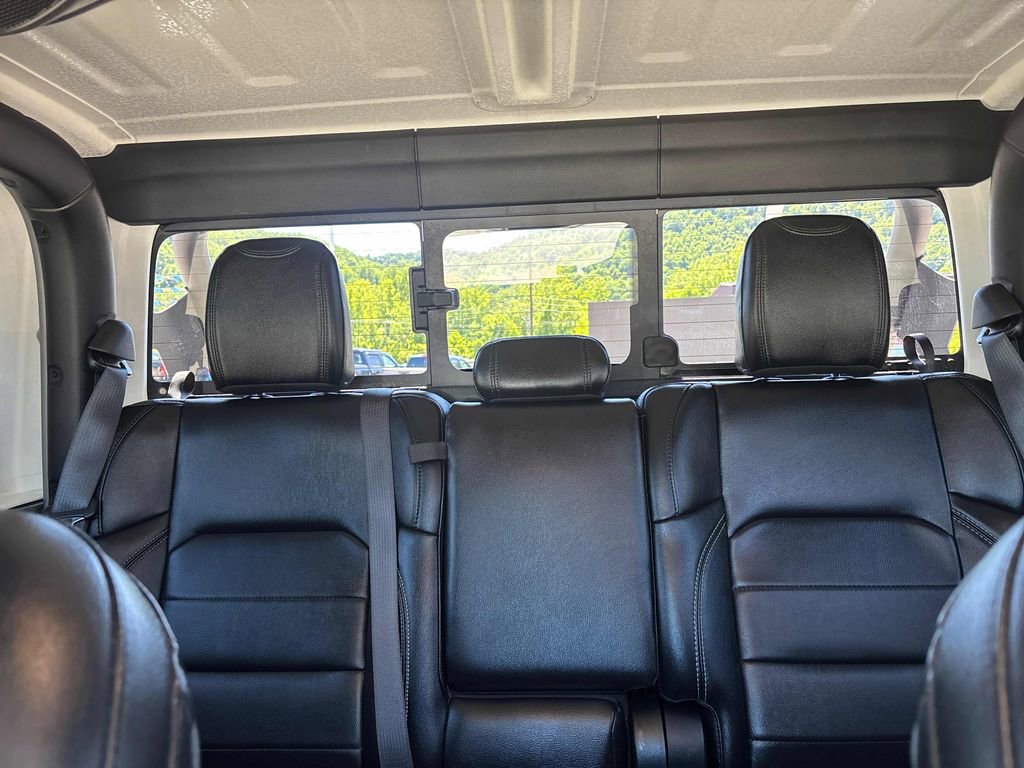 Used 2020 Jeep Gladiator Overland AWD/4WD image 21