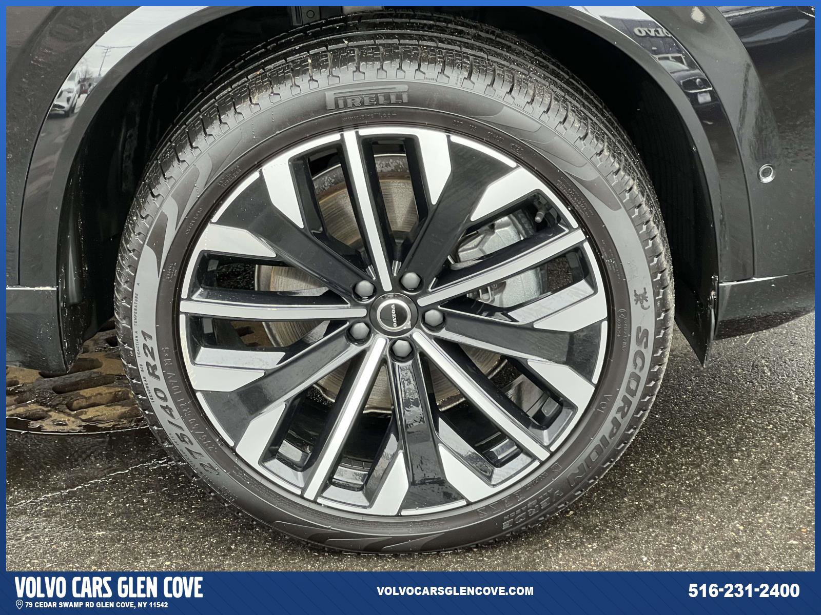 Used 2026 Volvo XC90 B5 Plus w/ Protection Package image 6