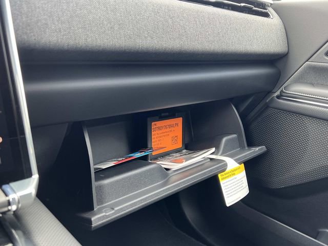 New 2026 GMC Sierra EV Elevation w/ LPO, Elevation Dark Package image 30