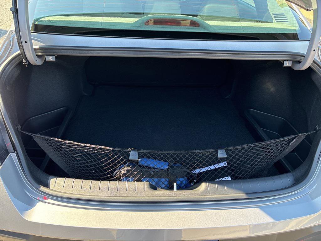 New 2025 Hyundai Elantra Sport image 7