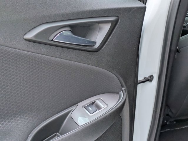 Used 2023 Chevrolet Malibu LT image 21