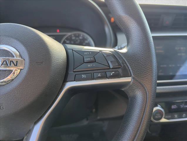 Used 2020 Nissan Kicks SV image 12