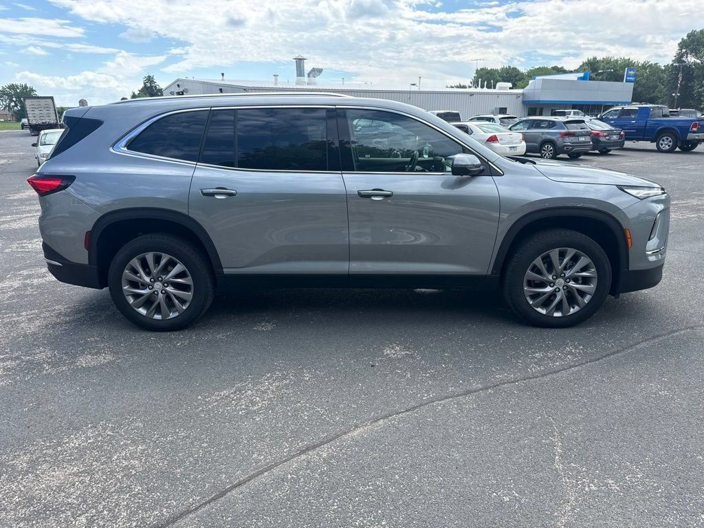 Used 2026 Buick Enclave Sport Touring AWD/4WD image 7