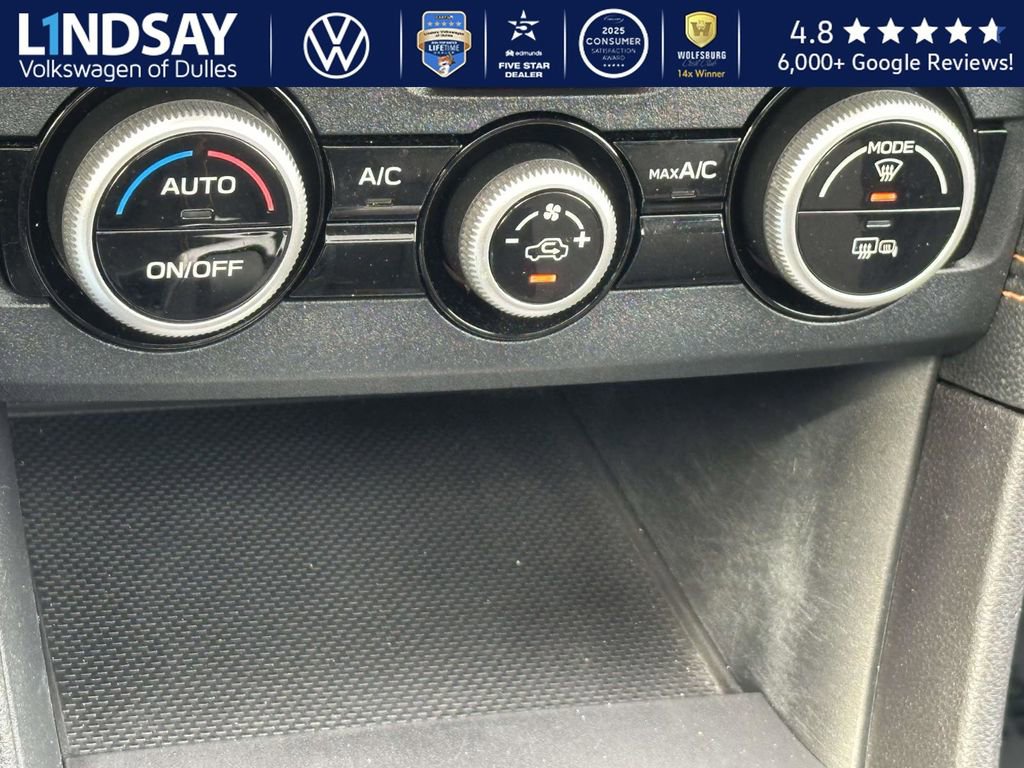 Used 2022 Subaru Crosstrek 2.0i Premium w/ Moonroof Package image 17