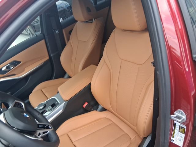 Used 2025 BMW 330i Sedan w/ M Sport Package RWD image 14