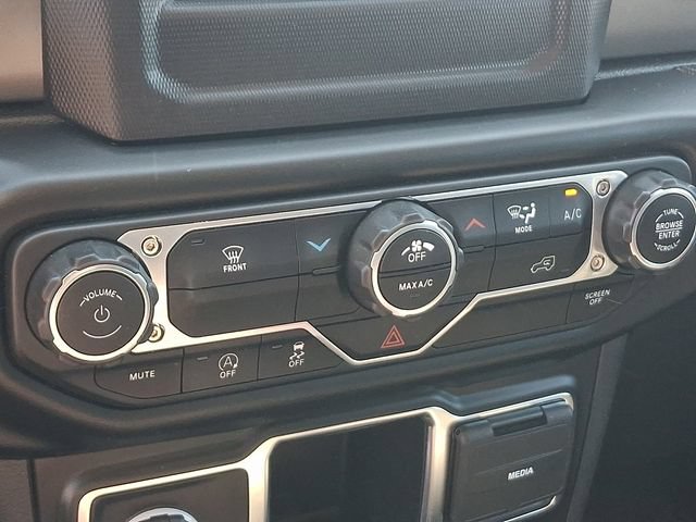 Used 2022 Jeep Wrangler Unlimited Sport AWD/4WD image 14