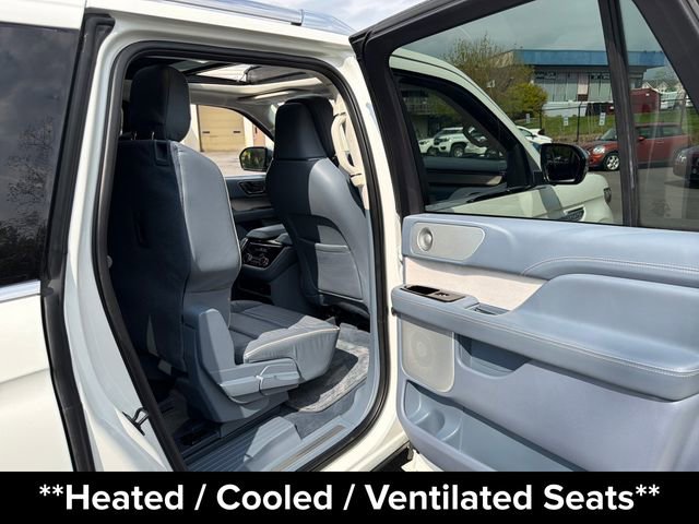 Used 2021 Lincoln Navigator L Black Label AWD/4WD image 19