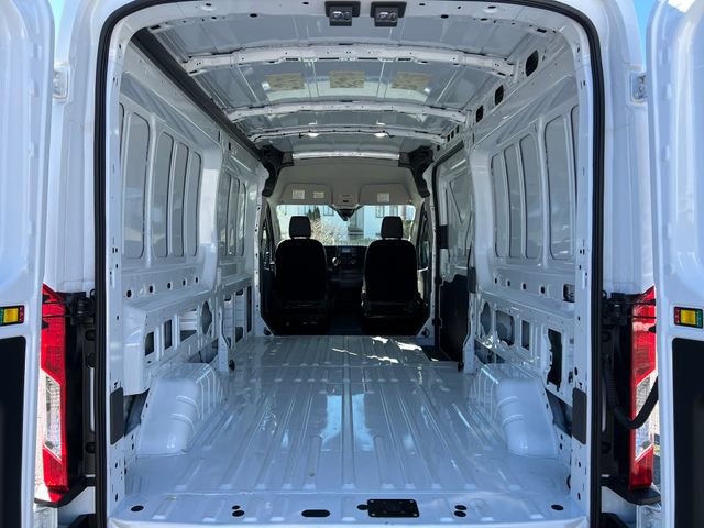 Used 2025 Ford Transit 250 148 Medium Roof image 27