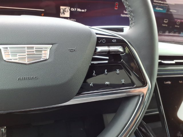 Certified 2026 Cadillac Escalade IQ Sport 1 w/ LPO, Floor Liner Package AWD/4WD image 35