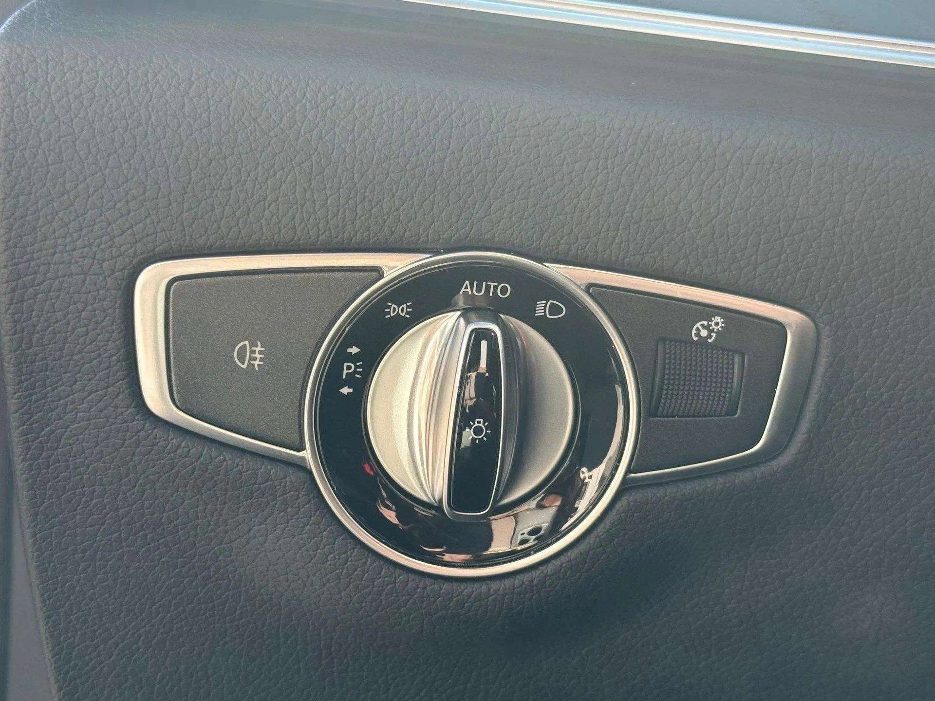 Used 2022 Mercedes-Benz E 450 Coupe image 40