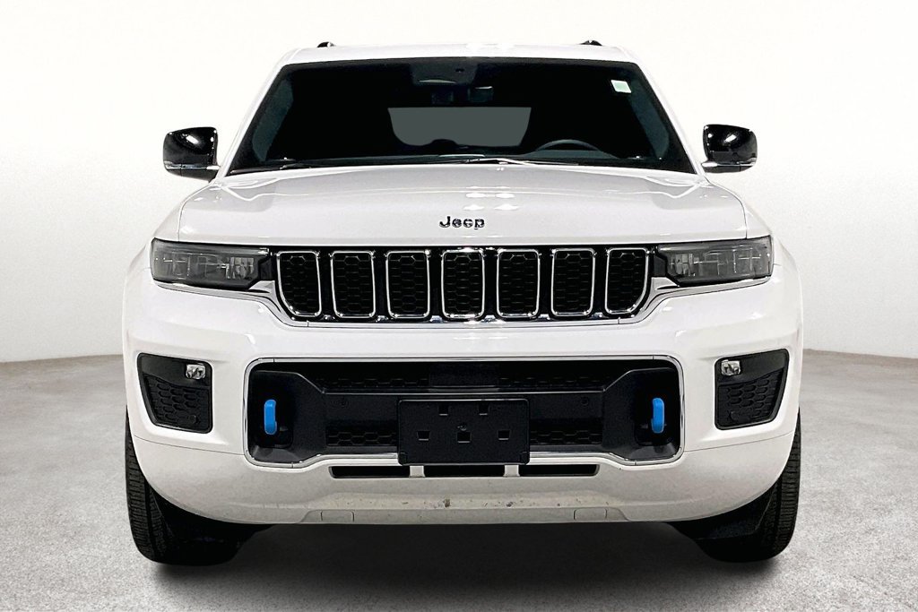 Used 2024 Jeep Grand Cherokee Overland w/ Luxury Tech Group IV AWD/4WD image 4
