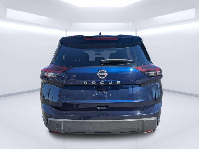 Used 2025 Nissan Rogue SV FWD image 4