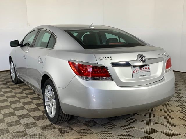 Used 2011 Buick LaCrosse CXL FWD image 9