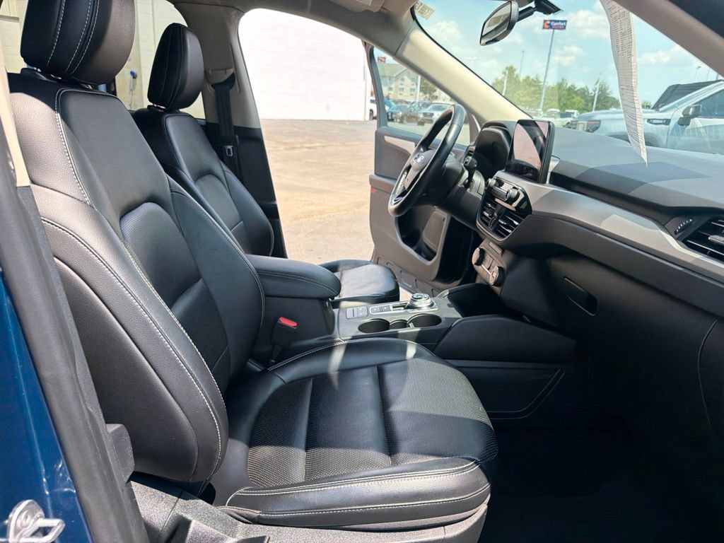 Used 2020 Ford Escape SEL FWD image 40