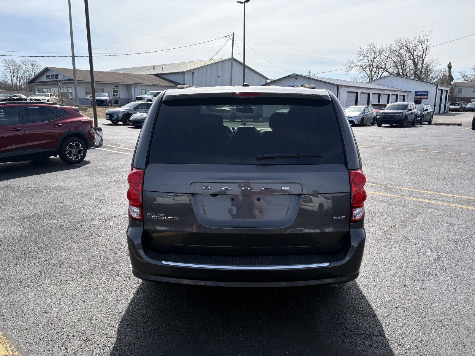 Used 2020 Dodge Grand Caravan SXT image 22