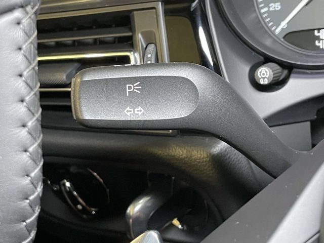 Certified 2026 Porsche Macan Turbo AWD/4WD image 41