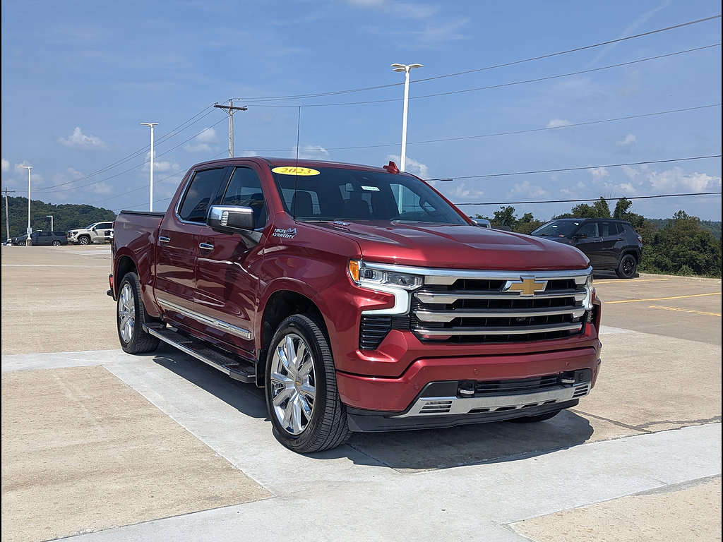 Used 2023 Chevrolet Silverado 1500 High Country w/ High Country Premium Package AWD/4WD image 5