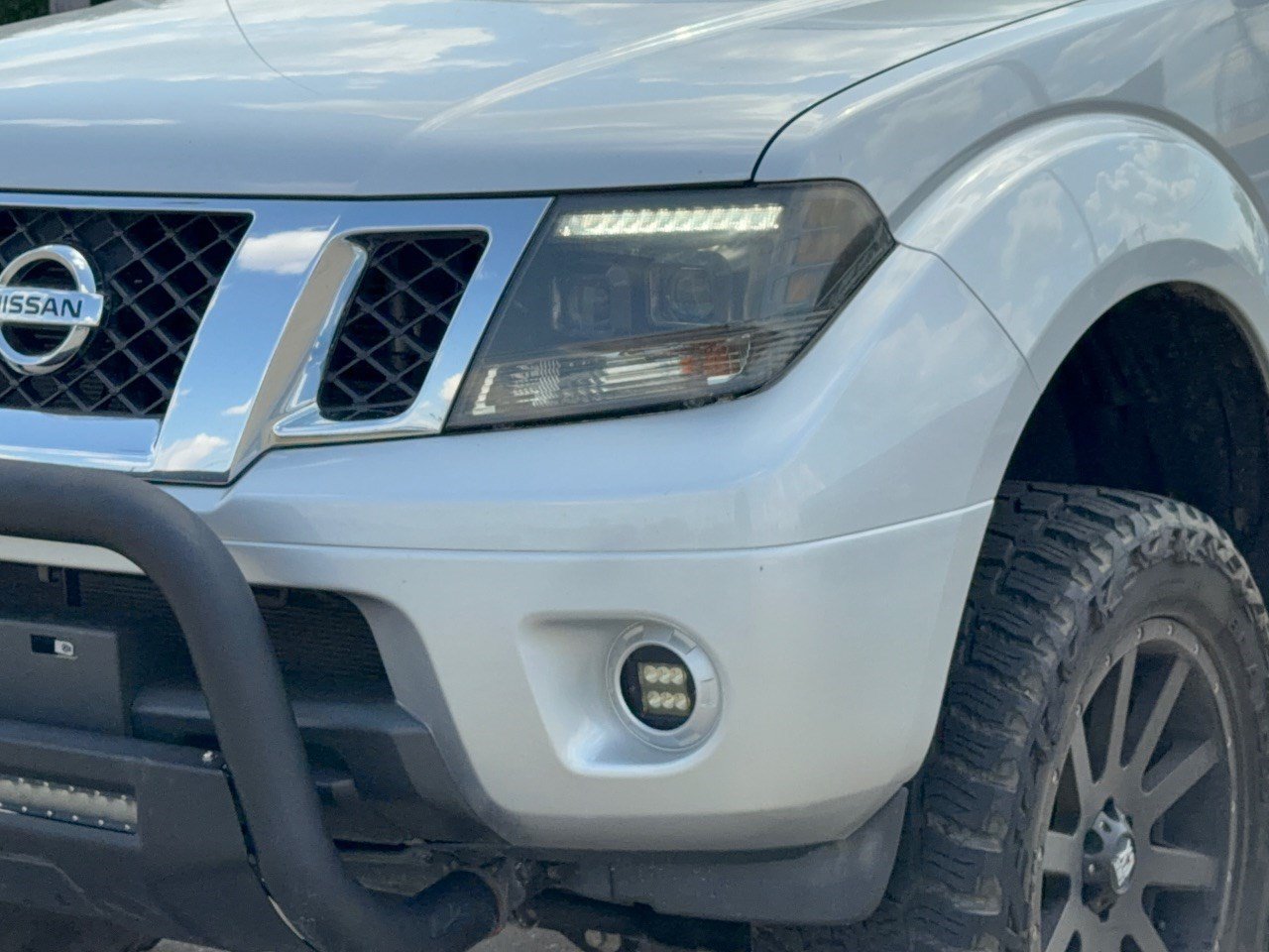 Used 2020 Nissan Frontier SV RWD image 12