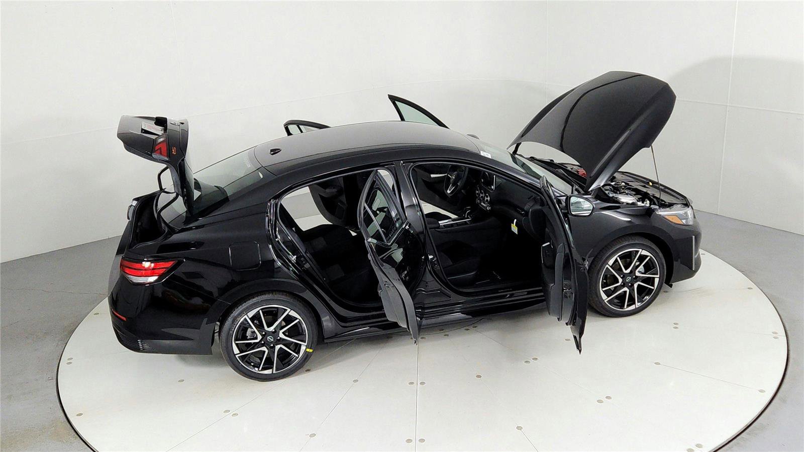 Used 2024 Nissan Sentra SR w/ Trunk Package FWD image 52