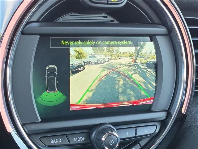 Used 2021 MINI Cooper 2-Door Hardtop FWD image 13