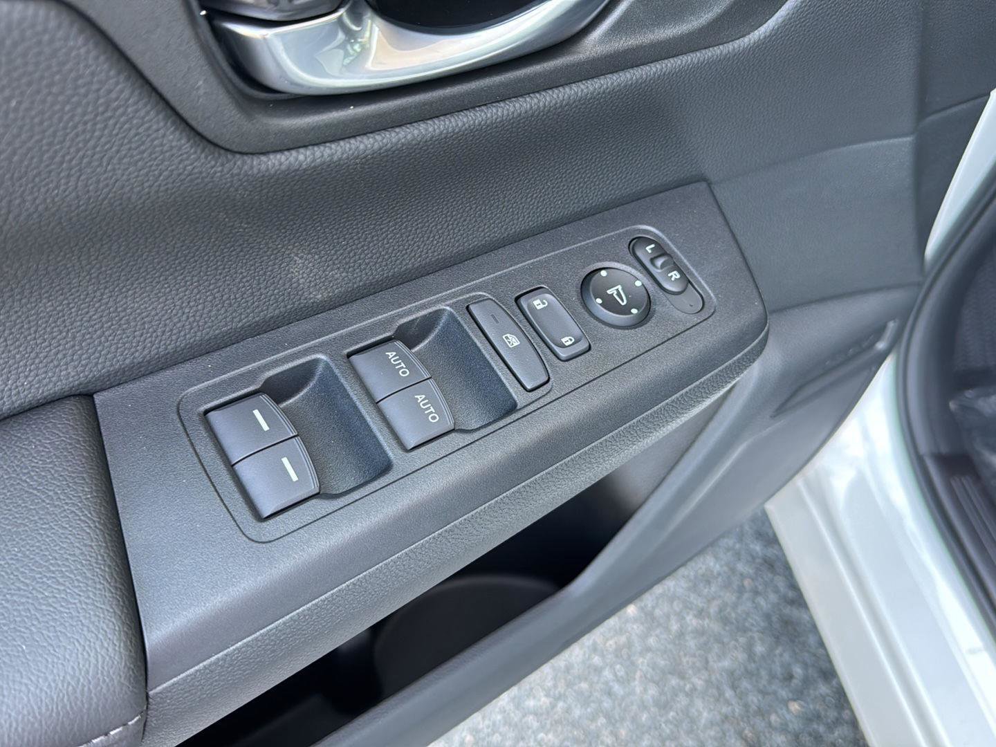 New 2026 Honda CR-V EX image 29