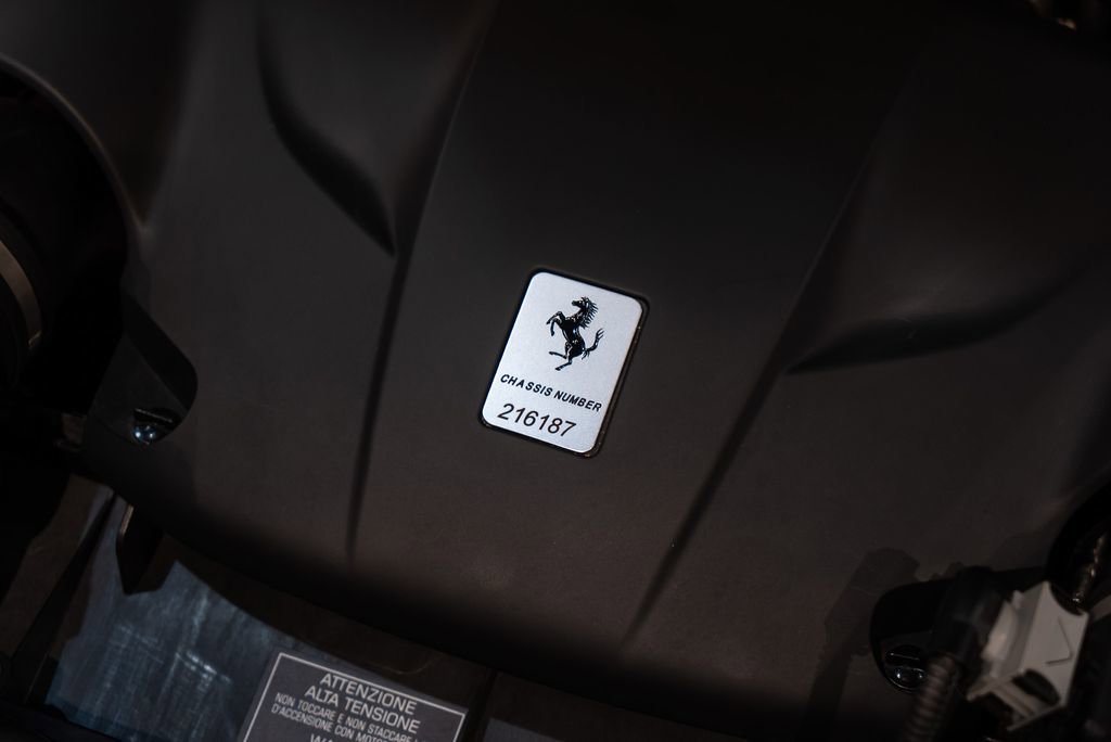 Used 2016 Ferrari California T image 25