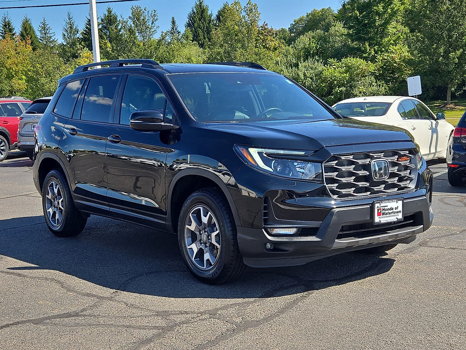 Certified 2022 Honda Passport TrailSport image 4