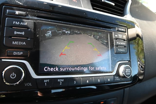 Used 2018 Nissan Sentra SV FWD image 12