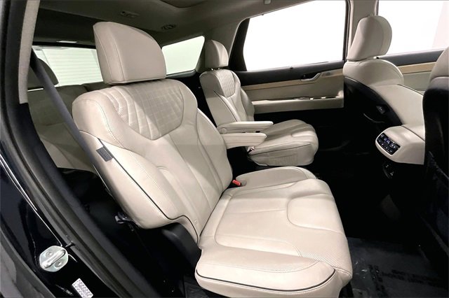 Used 2024 Hyundai Palisade Limited image 22