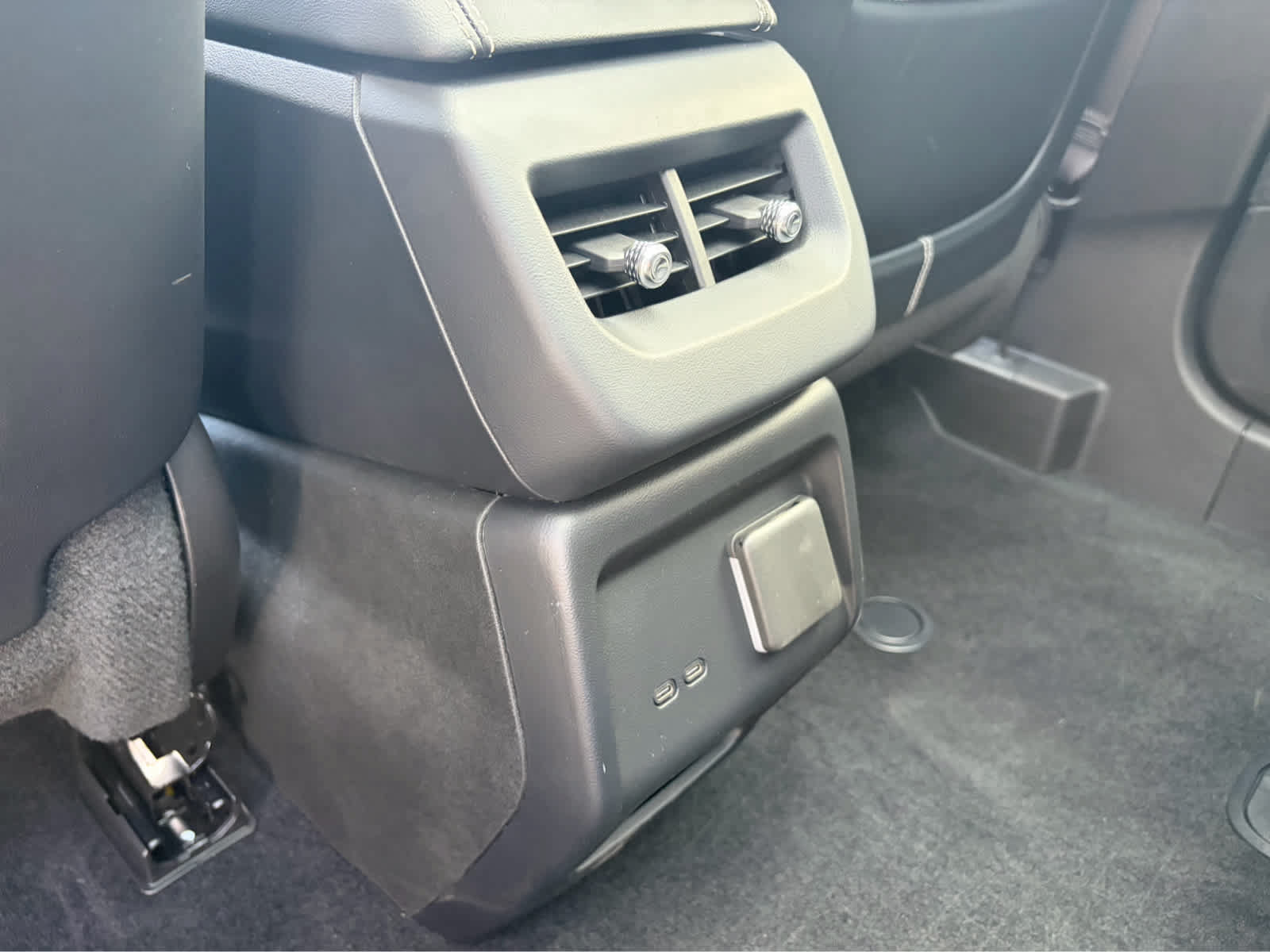 Used 2025 Cadillac Optiq Luxury 1 w/ LPO, Floor Liner Package AWD/4WD image 26