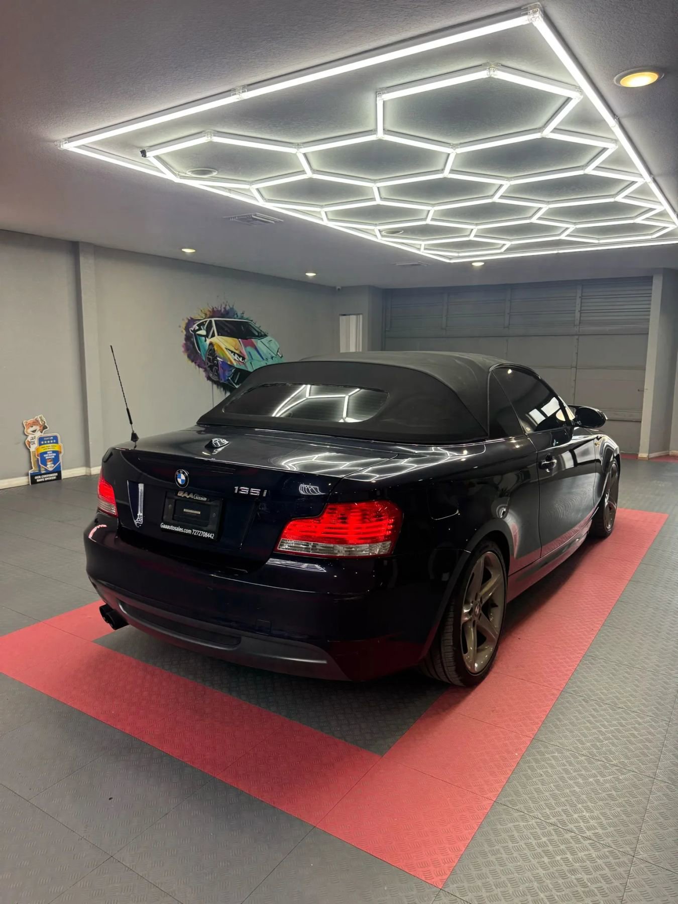 Used 2008 BMW 135i Convertible image 19