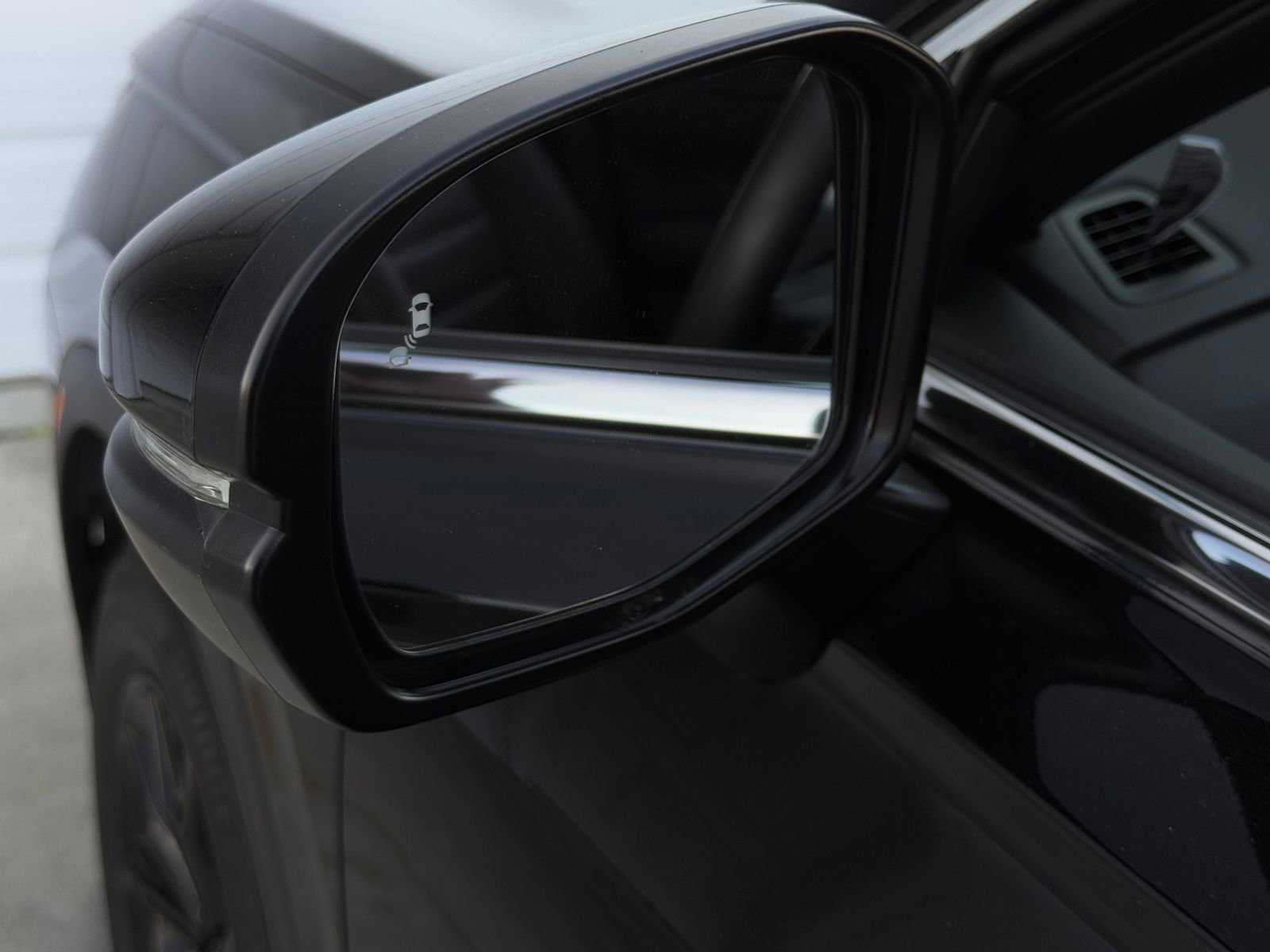 Certified 2024 Honda CR-V Sport-L image 32