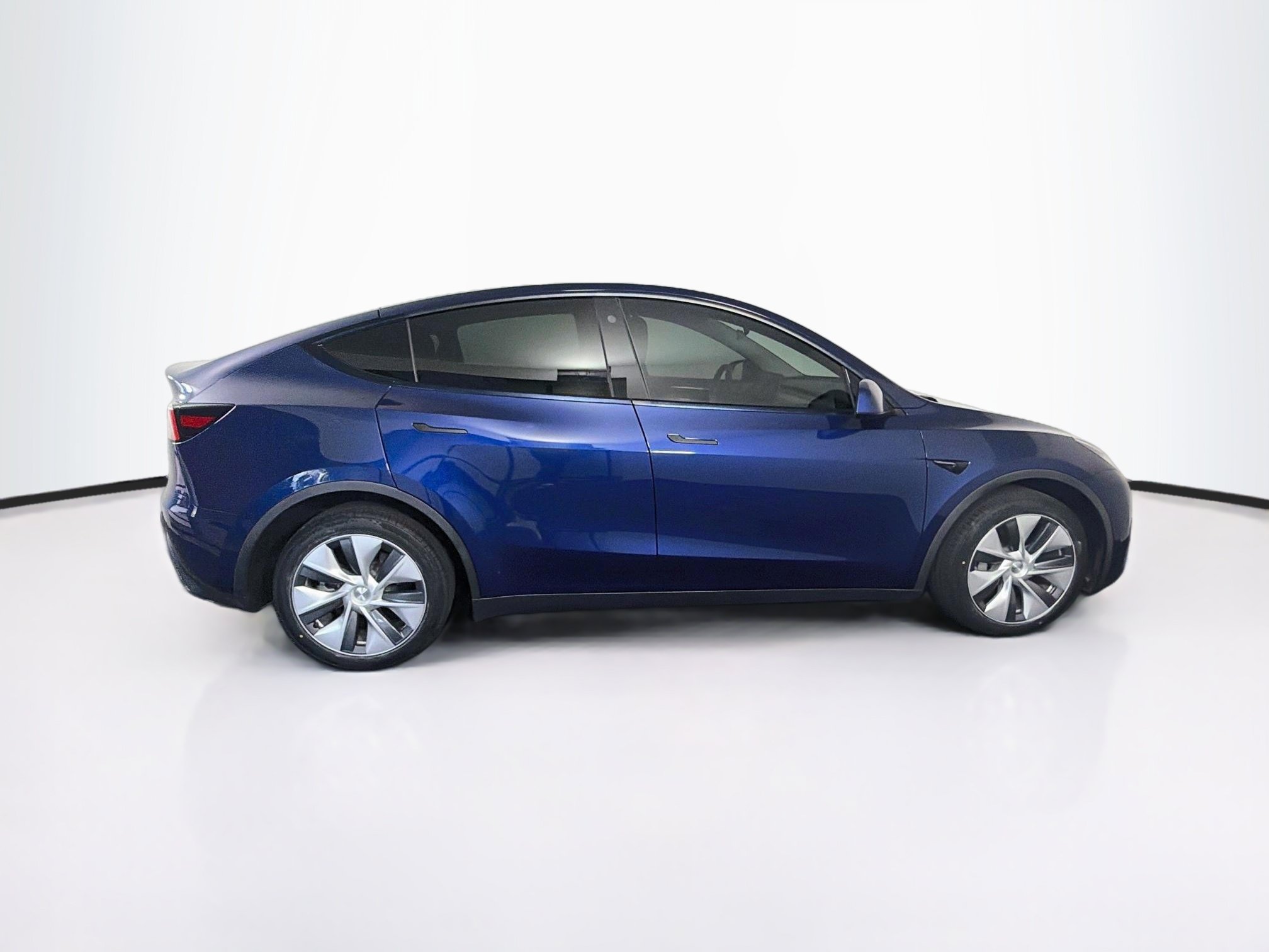 Used 2023 Tesla Model Y Long Range AWD/4WD image 10