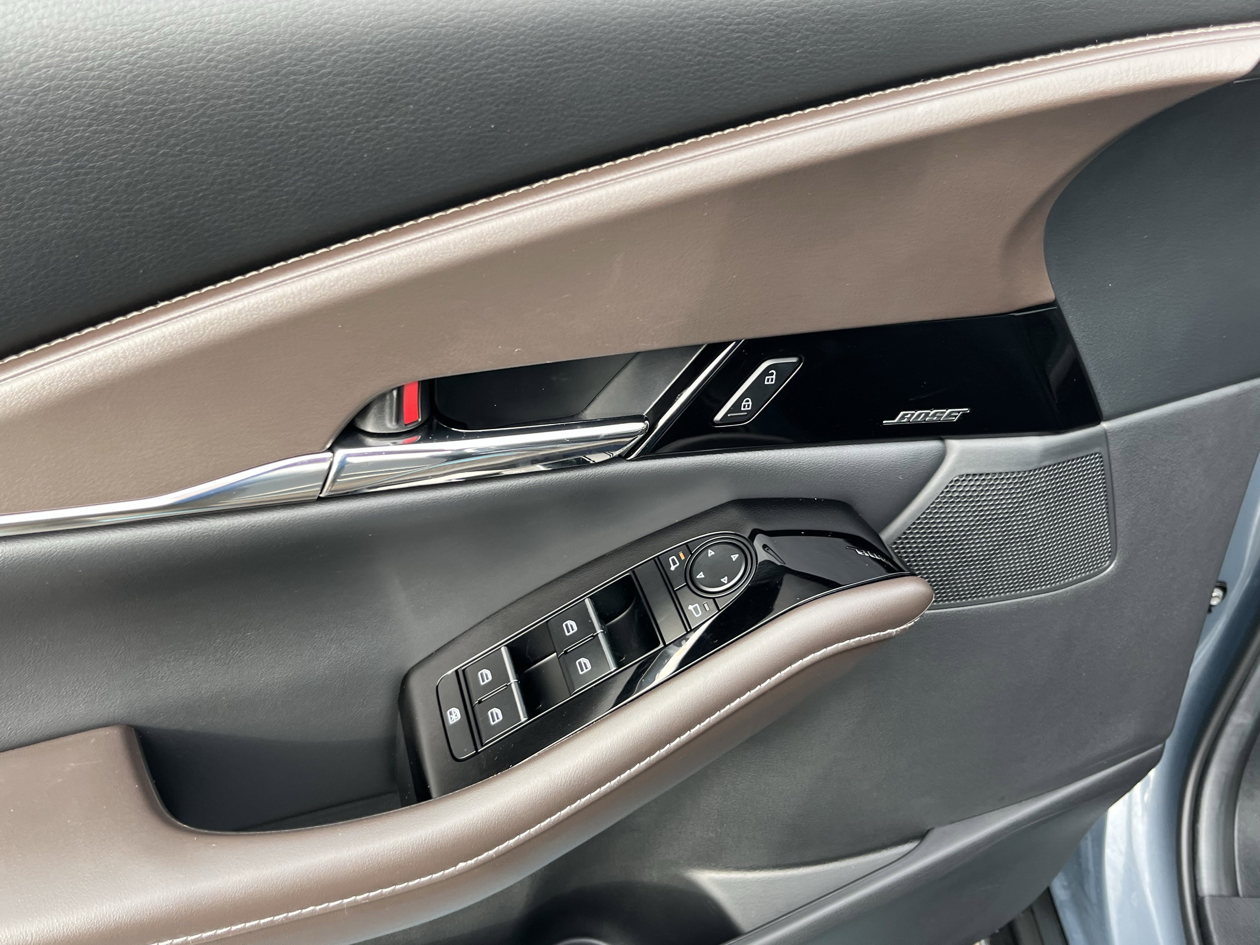 Used 2021 MAZDA CX-30 AWD 2.5 S w/ Premium Package image 19