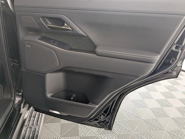 Used 2024 Lexus GX 550 image 31